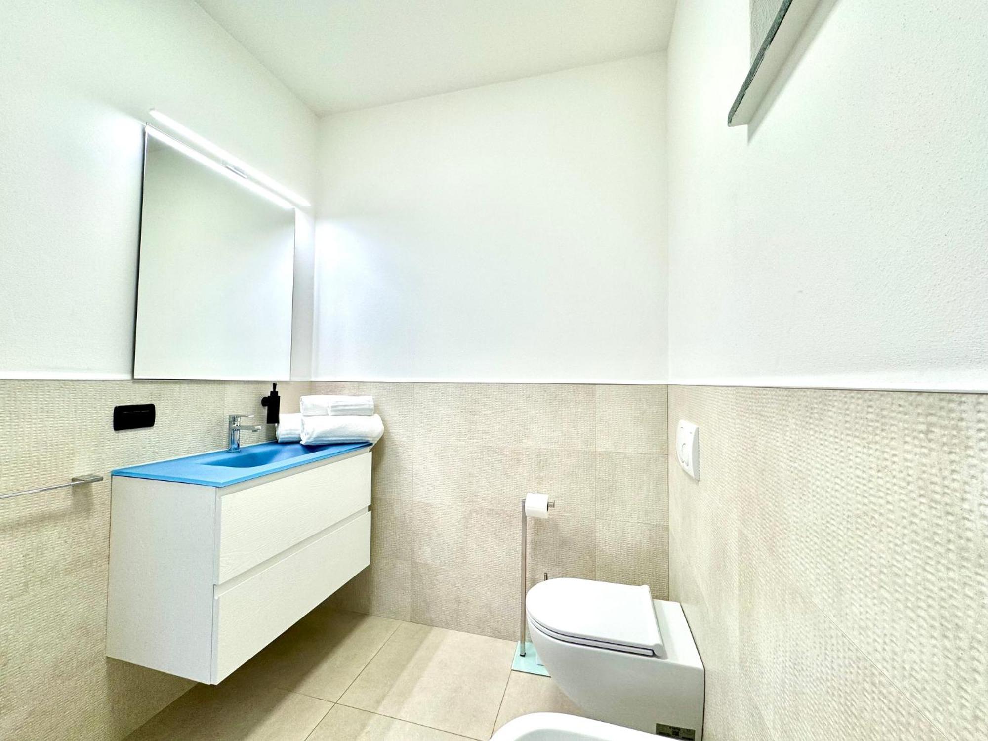 פורטו ונרה Mirage Rooms & Apartments מראה חיצוני תמונה