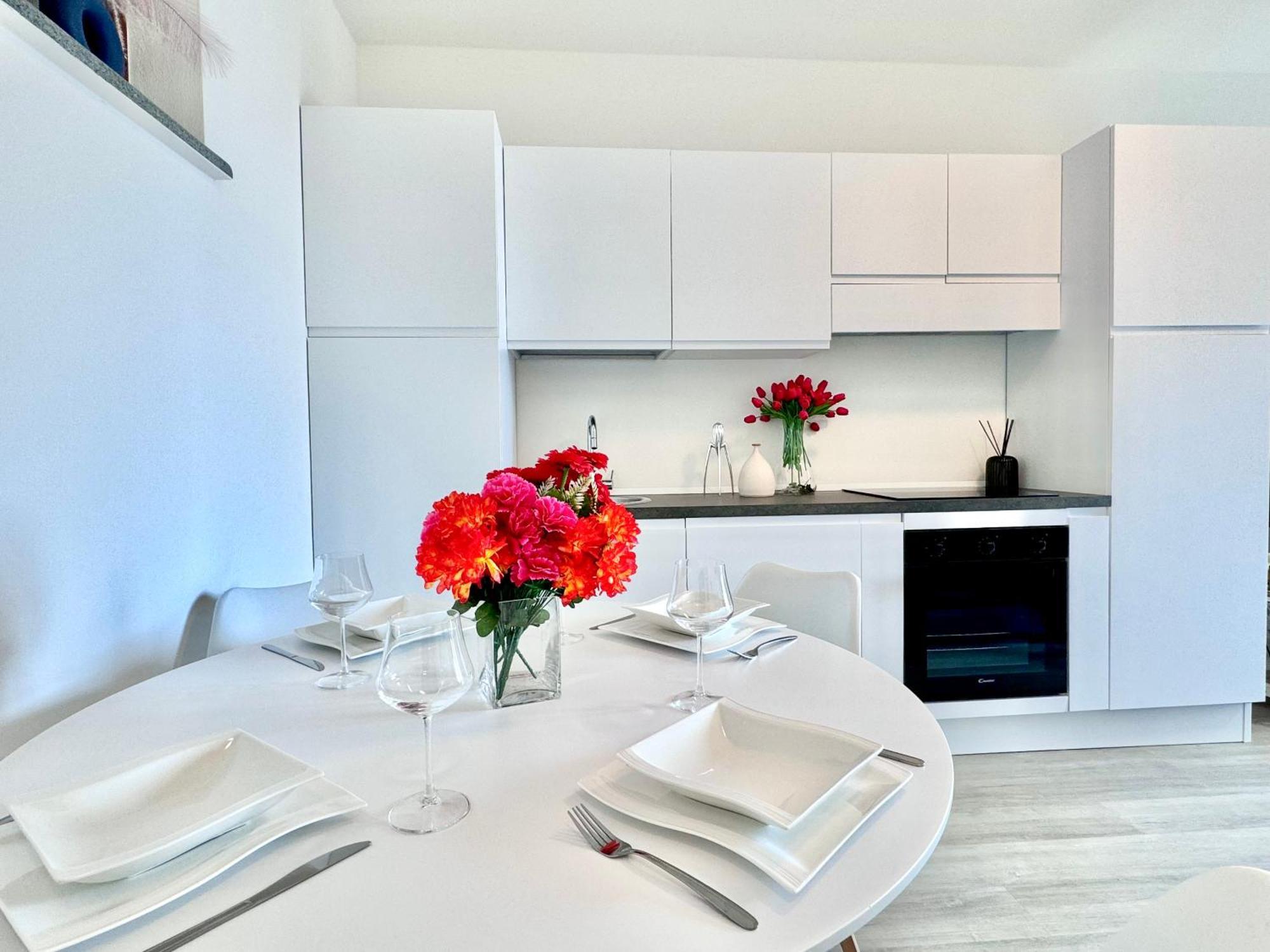 פורטו ונרה Mirage Rooms & Apartments מראה חיצוני תמונה