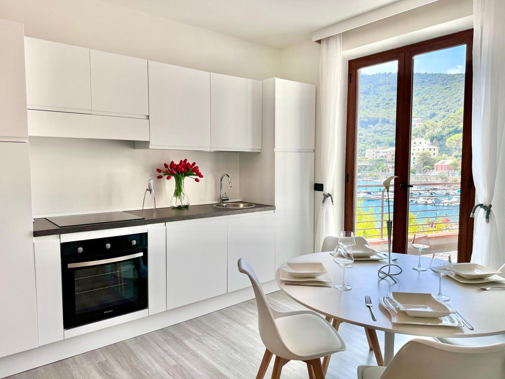 פורטו ונרה Mirage Rooms & Apartments מראה חיצוני תמונה